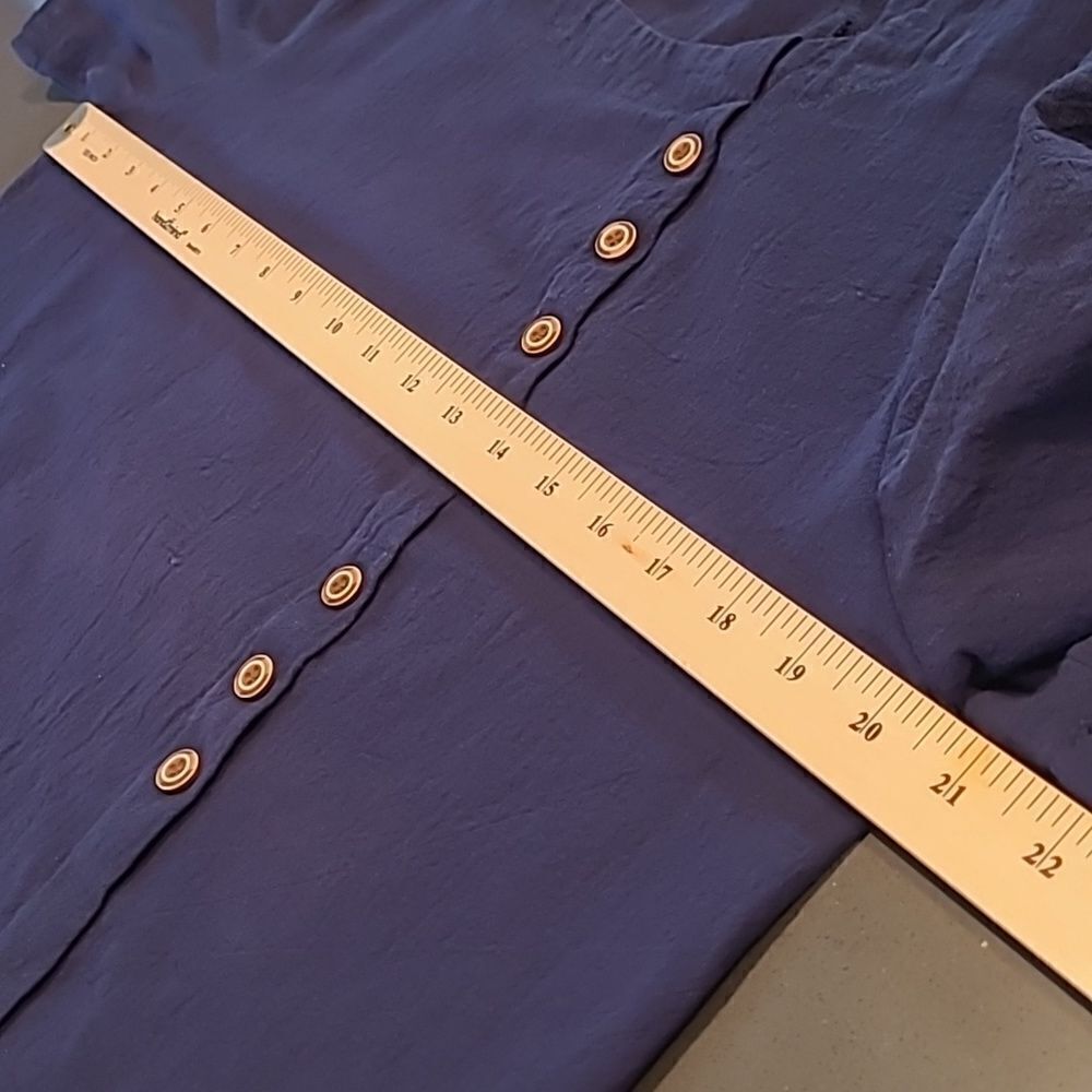 Navy blue linin top - Picture 5 of 5